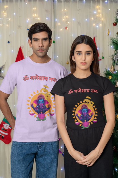Hindutva : Om Ganeshaya Namaha Sanskrit T-Shirt