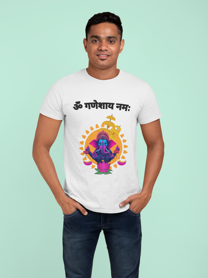 Hindutva : Om Ganeshaya Namaha Sanskrit T-Shirt