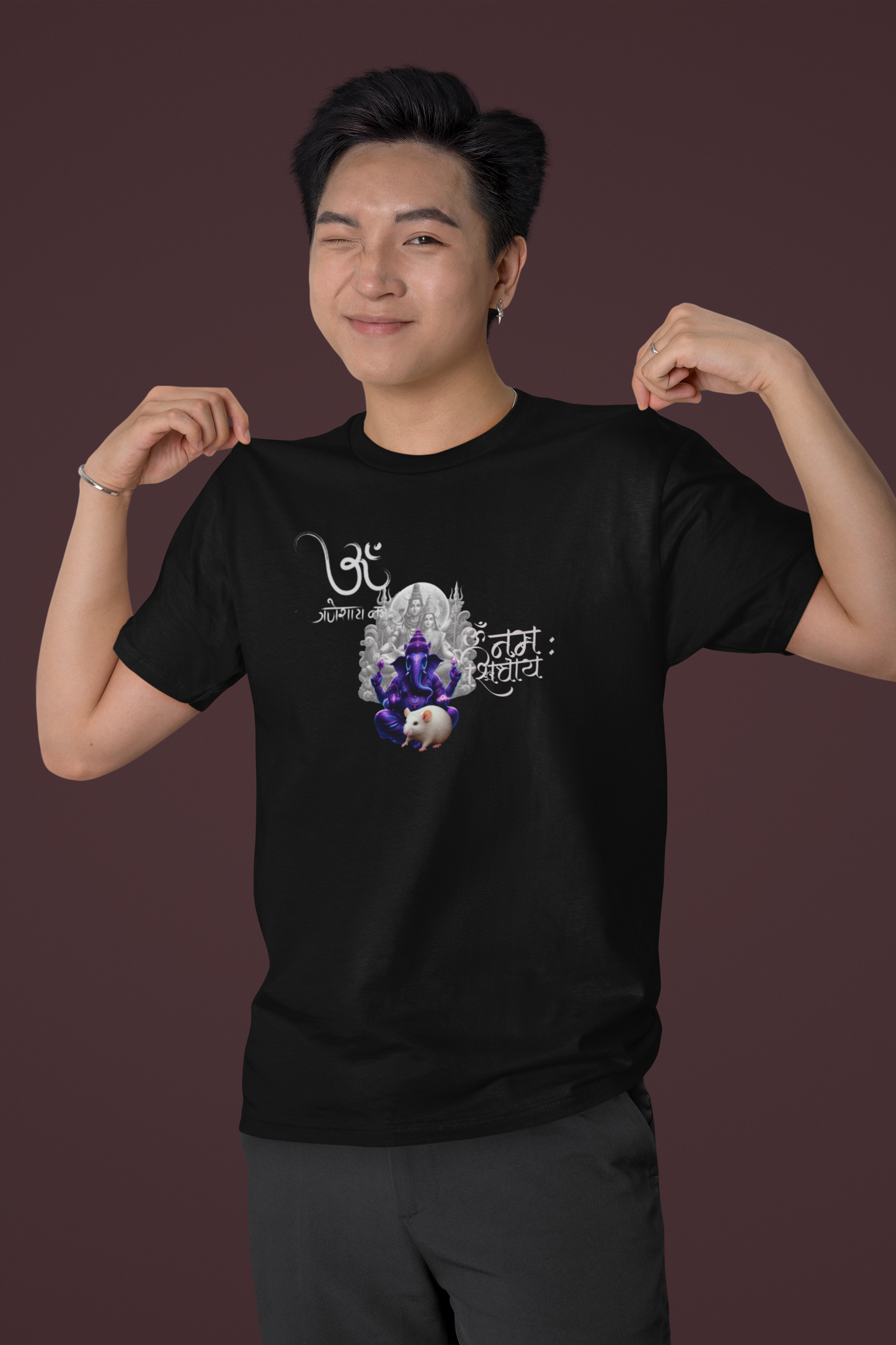 Om Ganeshaya Graphic T-Shirt